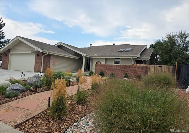 1st image of 8082 W Chenango Pl, Littleton, CO 80123 | MLS# 2959188