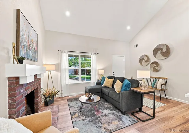 image of 7011 S Knolls Wy, Centennial, CO 80122 | MLS# 8675473