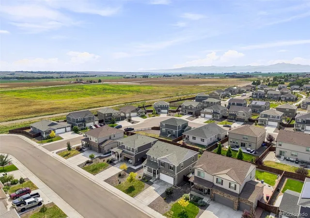 3rd image of 430 Thrush Pl, Johnstown, CO 80534 | MLS# 4424817