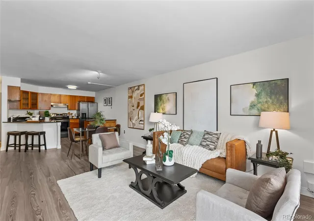 2nd image of 1625 Larimer St #2104, Denver, CO 80202 | MLS# 6145899