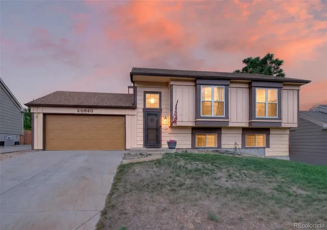 26th image of 20940 E Ida Ave, Centennial, CO 80015 | MLS# 4031257
