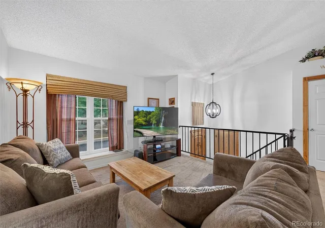 Photo 4 of Sale Pending at 20940 E Ida Ave, Centennial, CO 80015 | MLS# 4031257 | Listing updated on 2026-09-01