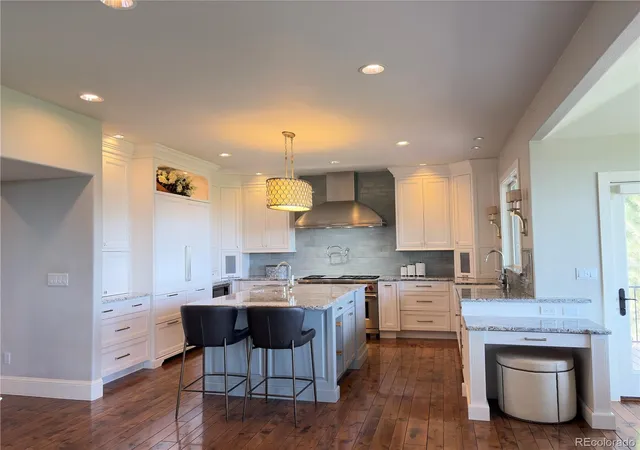 Photo 4 of Single family home for sale at 10201 Prestwick Trl, Lone Tree, CO 80124 | MLS# 1683262 | Listing updated on 2026-09-23