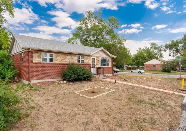 2nd image of 11450 Irma Dr, Northglenn, CO 80233 | MLS# 1930098
