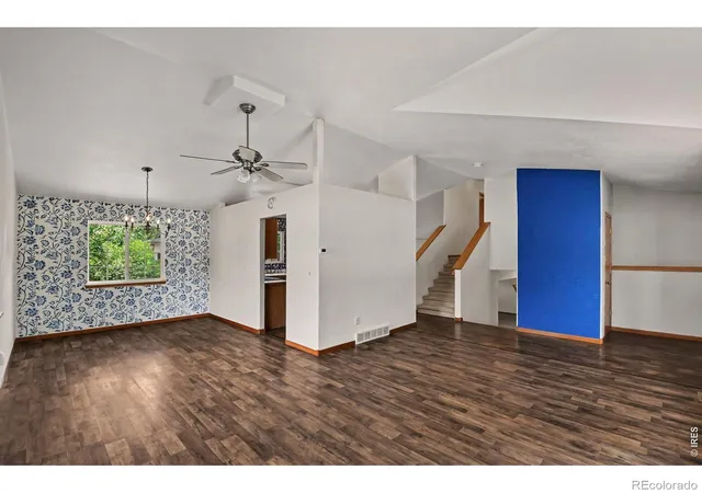 Photo 3 of Single family home for sale at 1537 Platte Ct, Loveland, CO 80538 | MLS# IR1066222 | Listing updated on 2026-10-24