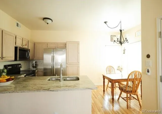 4th image of 8342 Pebble Creek Wy, Highlands Ranch, CO 80126