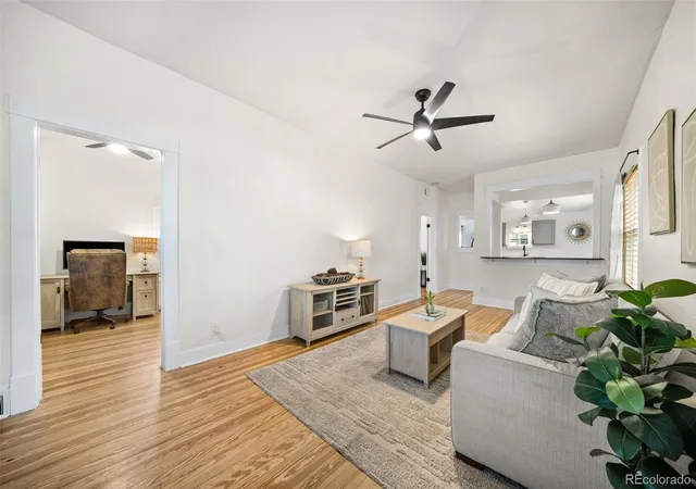 5th image of 3326 S Logan St, Englewood, CO 80113 | MLS# 7595149