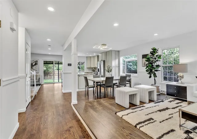Photo 5 of Single family home for sale at 7926 S Roslyn Way, Centennial, CO 80112 | MLS# 6215695 | Listing updated on 2026-08-25