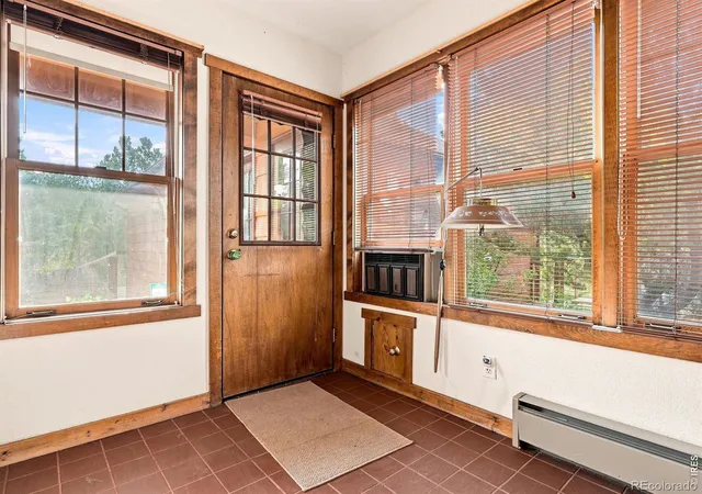5th image of 611 Sanborn Dr, Estes Park, CO 80517 | MLS# IR1066241