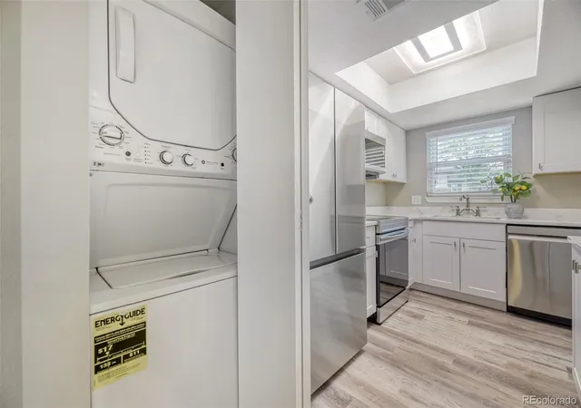 2nd image of 1314 S Cathay Ct, Aurora, CO 80017