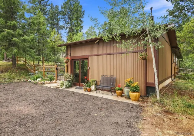 5th image of 19133 Silver Ranch Rd, Conifer, CO 80433 | MLS# 7434454