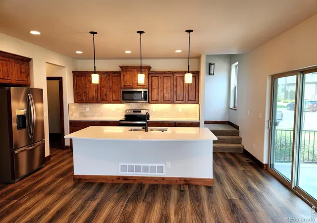 4th image of 1928 Sunshine Peak Dr, Loveland, CO 80538 | MLS# IR1066246