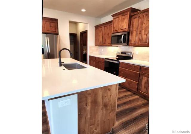 5th image of 1928 Sunshine Peak Dr, Loveland, CO 80538 | MLS# IR1066246