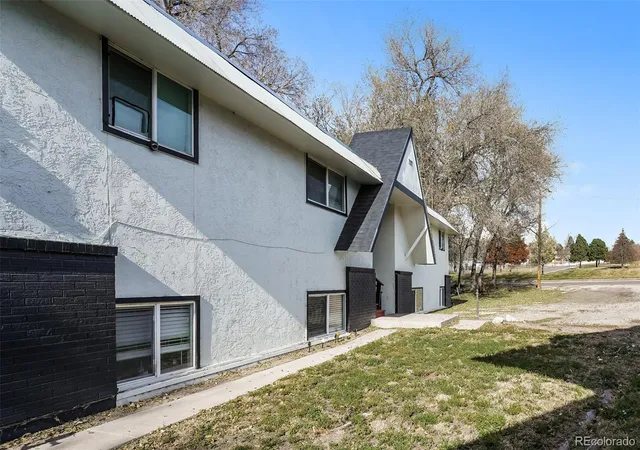 2nd image of 2107 Preuss Rd, Colorado Springs, CO 80910 | MLS# 5981324