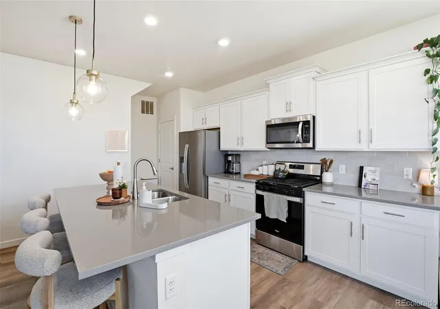 3rd image of 18095 Dandy Brush Dr, Parker, CO 80134 | MLS# 3888817