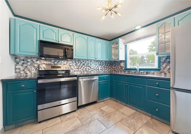 4th image of 4224 S Fox St, Englewood, CO 80110 | MLS# 9363568