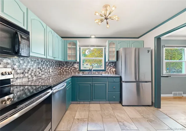 5th image of 4224 S Fox St, Englewood, CO 80110 | MLS# 9363568