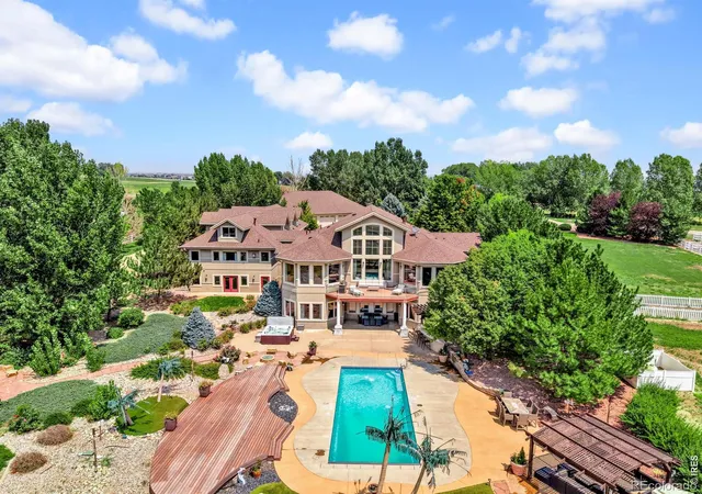 Photo 3 of Mansion for sale at 6351 Cottonwood Shrs Dr, Wellington, CO 80549 | MLS# IR1066258 | Listing updated on 2026-09-26