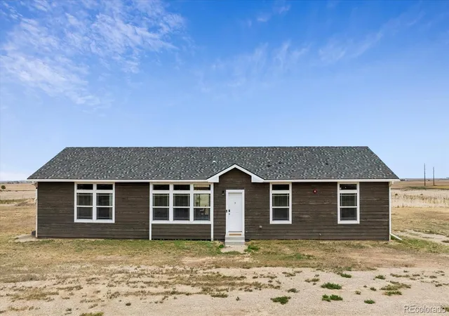 4th image of 15330 Peterson Rd, Keenesburg, CO 80643 | MLS# 1848906