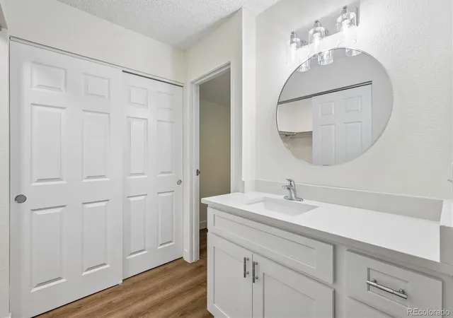 image of 13931 E Marina Dr, Aurora, CO 80014