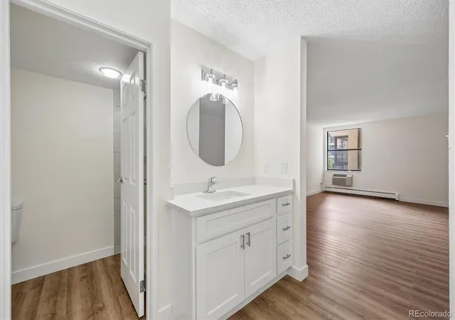 image of 13931 E Marina Dr, Aurora, CO 80014