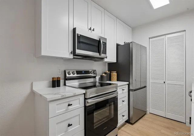 2nd image of 8015 W Eastman Pl #101, Lakewood, CO 80227 | MLS# 7278890