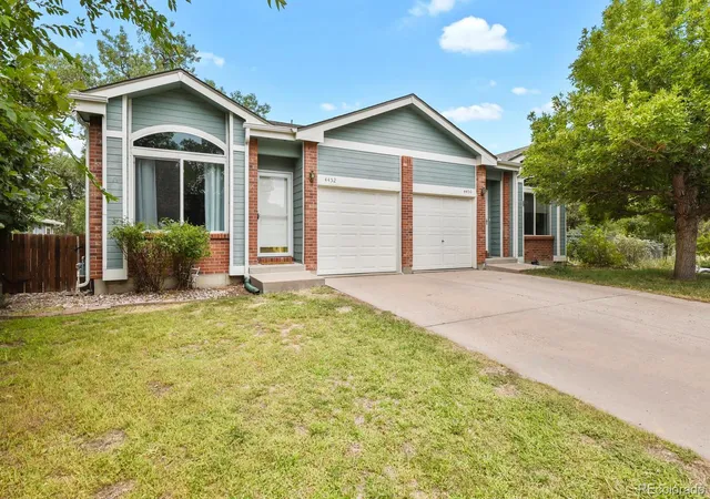 Photo 3 of Single family home for sale at 4452 Lee St, Wheat Ridge, CO 80033 | MLS# 7430869 | Listing updated on 2026-09-21
