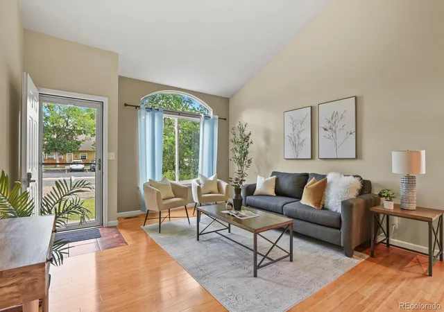Photo 4 of Single family home for sale at 4452 Lee St, Wheat Ridge, CO 80033 | MLS# 7430869 | Listing updated on 2026-09-21