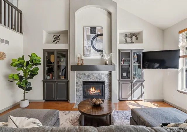 Photo 3 of Single family home for sale at 308 Red Hawk Cir, Silverthorne, CO 80498 | MLS# 6433467 | Listing updated on 2026-10-08