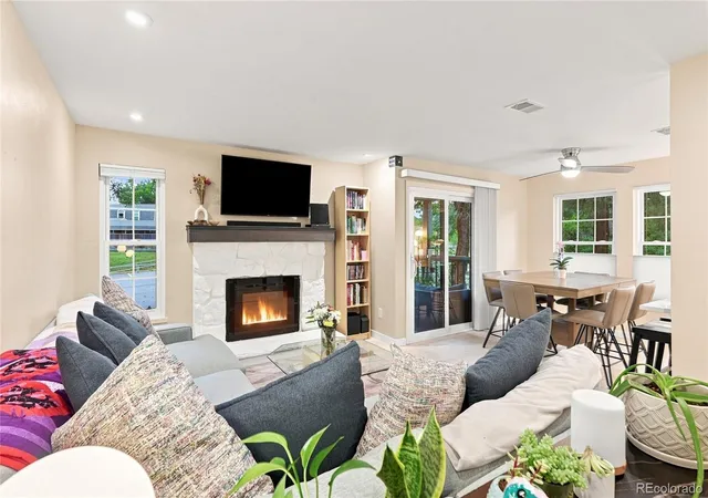 2nd image of 10970 W Florida Ave #211, Lakewood, CO 80232 | MLS# 9183309