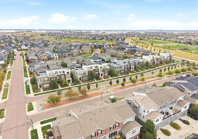 Photo 3 of Townhouse for sale at 5420 Valentia St, Denver, CO 80238 | MLS# 1952331 | Listing updated on 2026-10-09