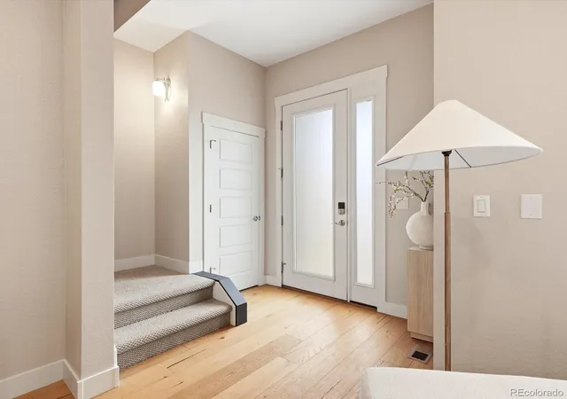 Photo 4 of Townhouse for sale at 5420 Valentia St, Denver, CO 80238 | MLS# 1952331 | Listing updated on 2026-10-09