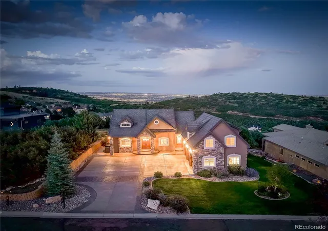 Photo 2 of Mansion for sale at 3725 Twisted Oak Cir, Colorado Springs, CO 80904 | MLS# 2698121 | Listing updated on 2026-09-28