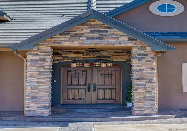 3rd image of 3725 Twisted Oak Cir, Colorado Springs, CO 80904 | MLS# 2698121