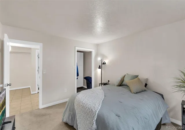 Listing Photo 2 - Condo for sale in building located at 381 S Ames St, Lakewood, CO 80226 - Unit #C102
