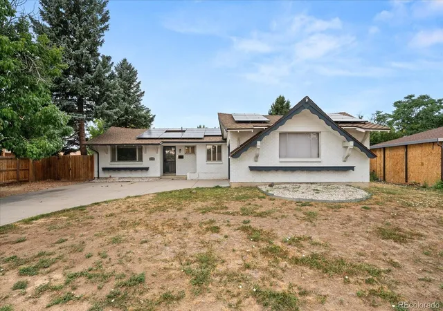 Photo 3 of Single family home for sale at 6003 Miller St, Arvada, CO 80004 | MLS# 1683639 | Listing updated on 2026-10-06