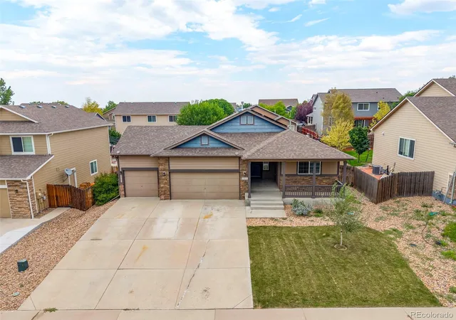2nd image of 327 Fossil Dr, Johnstown, CO 80534 | MLS# 4928428