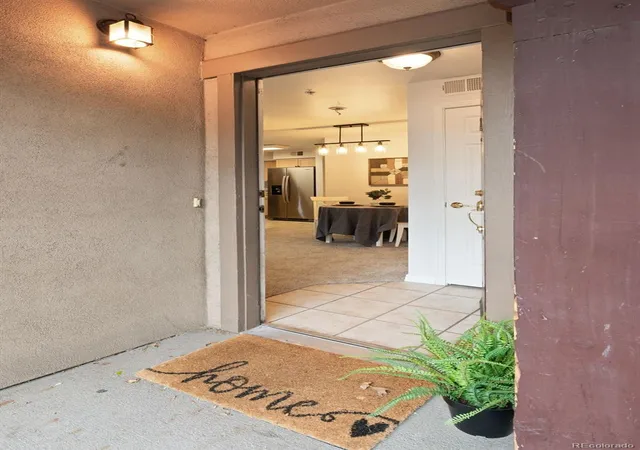 3rd image of 1641 N Washington St #A, Denver, CO 80203 | MLS# 2030132