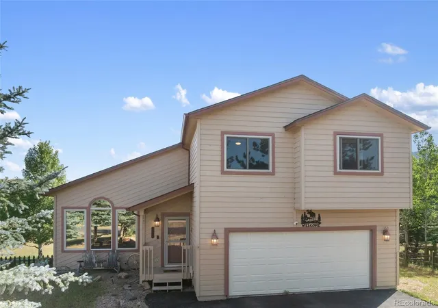 2nd image of 290 Taopi Cir, Woodland Park, CO 80863 | MLS# 9390606