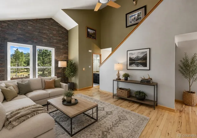 3rd image of 290 Taopi Cir, Woodland Park, CO 80863 | MLS# 9390606