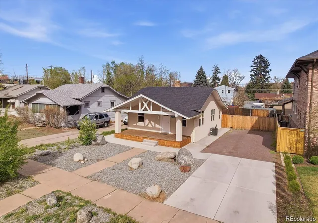 Photo 1 of Single family home for sale at 2122 S Franklin St, Denver, CO 80210 | MLS# 1747350 | Listing updated on 2026-10-23