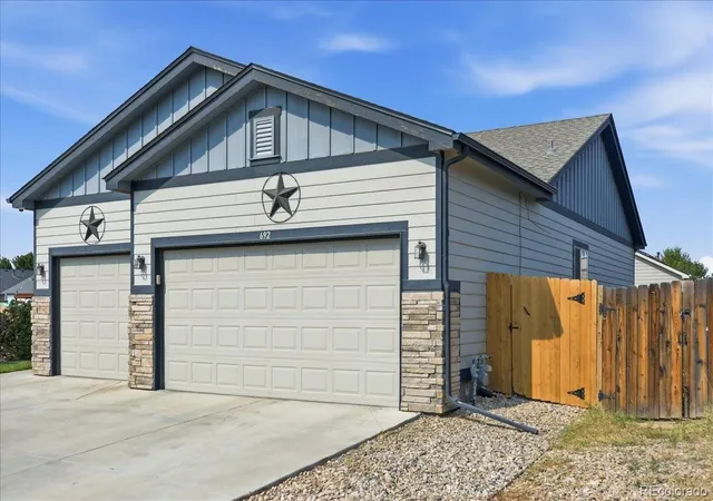 Photo 4 of Single family home for sale at 692 Settlers Dr, Milliken, CO 80543 | MLS# 6518805 | Listing updated on 2026-08-16