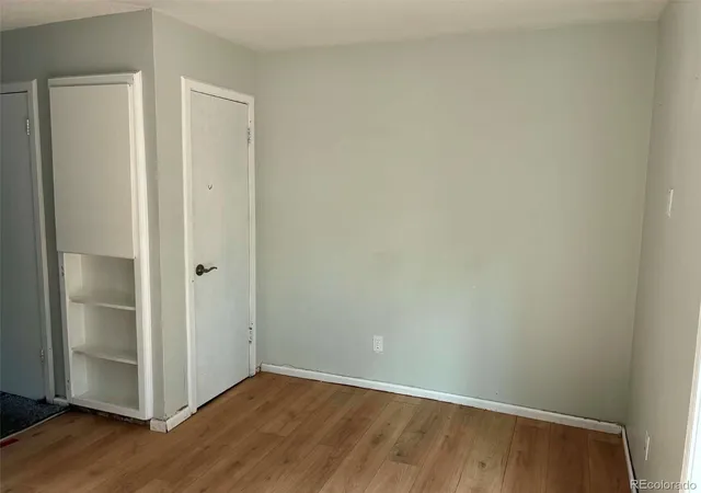 3rd image of 17670 E Loyola Dr, Aurora, CO 80013