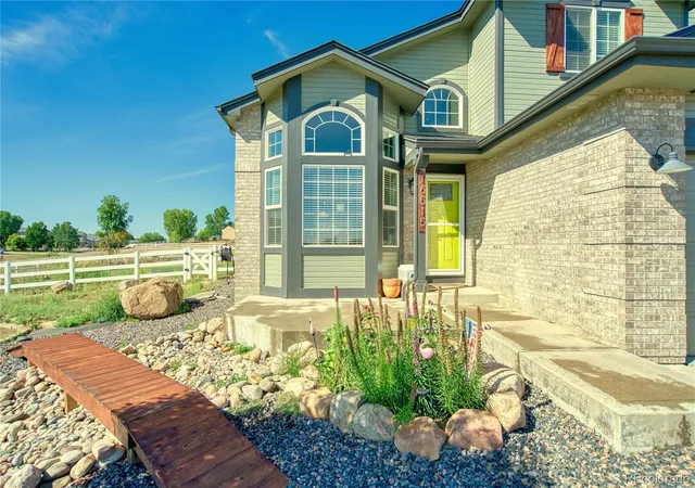 Photo 2 of Single family home for sale at 16515 Umpire Ct, Hudson, CO 80642 | MLS# 2207739 | Listing updated on 2026-09-25