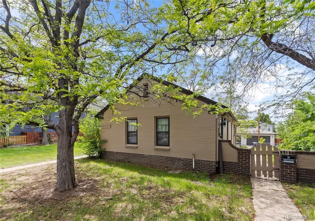 Photo 3 of Multi family home for sale at 2131 Grant St, Denver, CO 80210 | MLS# 6959831 | Listing updated on 2026-10-06
