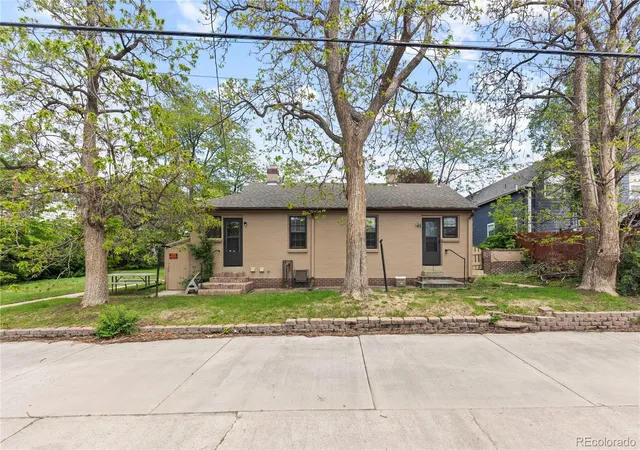 Photo 3 of House for sale at 2131 Grant St, Denver, CO 80210 | MLS# 6959831 | Listing updated on 2026-10-06