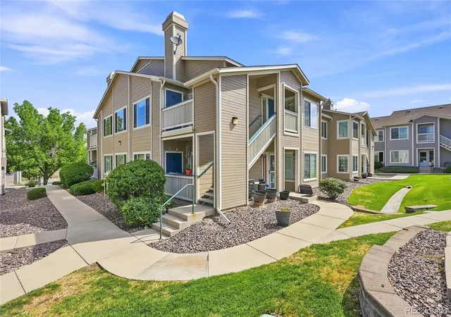 2nd image of 8334 Pebble Creek Wy #204, Highlands Ranch, CO 80126 | MLS# 1640176