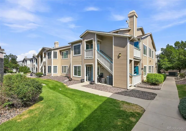 3rd image of 8334 Pebble Creek Wy #204, Highlands Ranch, CO 80126 | MLS# 1640176