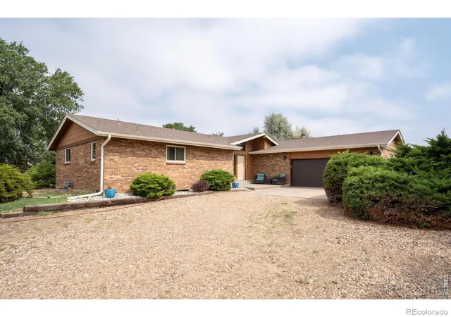 3rd image of 15501 Hilltop Dr, Brighton, CO 80601 | MLS# IR1066369