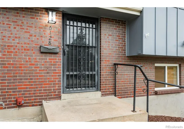 4th image of 6128 S Madison Ct, Centennial, CO 80121 | MLS# IR1066370
